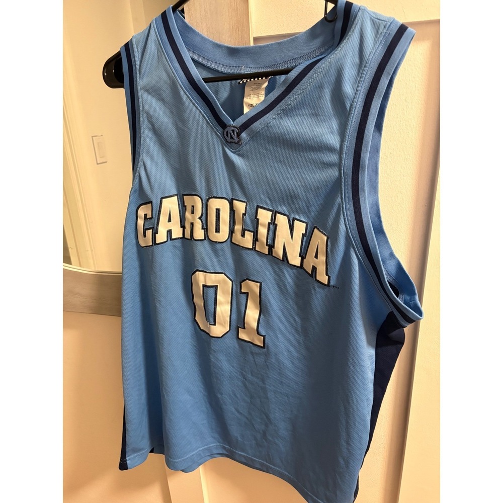 UNC North Carolina Tar Heels Jersey XL Blue Foot Locker Team Edition Stitched 01